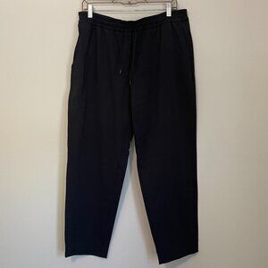 lululemon Tapered-Leg Mid-Rise Pant Luxtreme 7/8 Length - Black